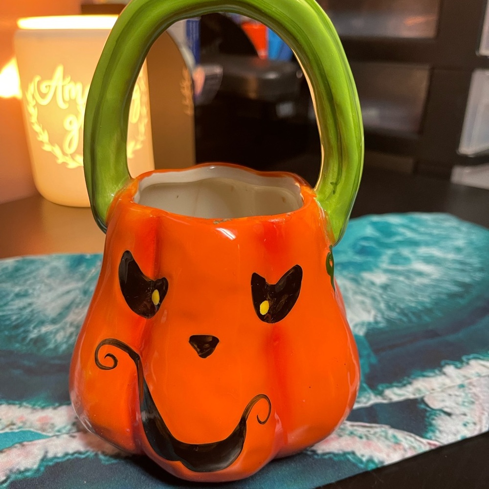 Pumpkin basket